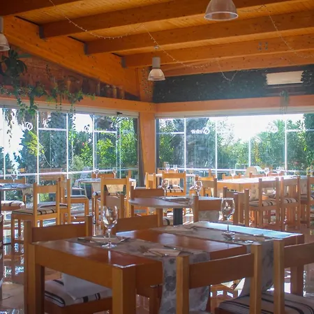 Ξενοδοχείο με διαμερίσματα Muthu Clube Da Oura