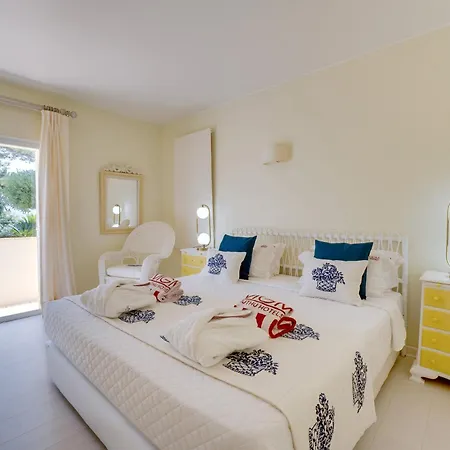 Muthu Clube Da Oura Apartahotel
