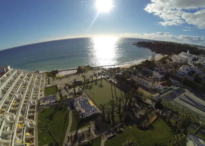 Lägenhetshotell Muthu Clube Da Oura 4*