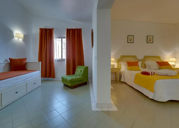 Lägenhetshotell Muthu Clube Da Oura 4*