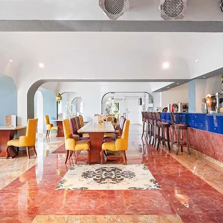 Muthu Clube Da Oura 알부페이라