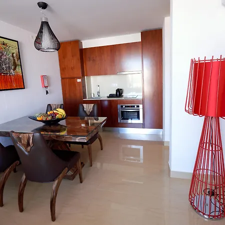 Muthu Clube Da Oura 4* אלבופיירה