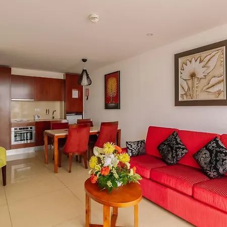 Muthu Clube Da Oura Aparthotel