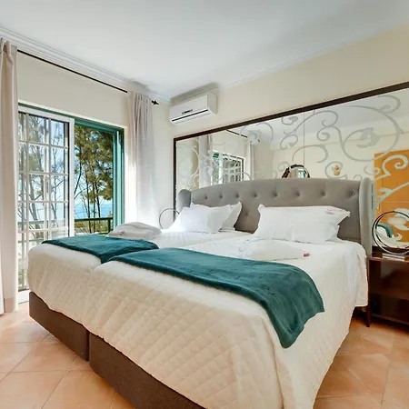 Aparthotel Muthu Clube Da Oura 4*
