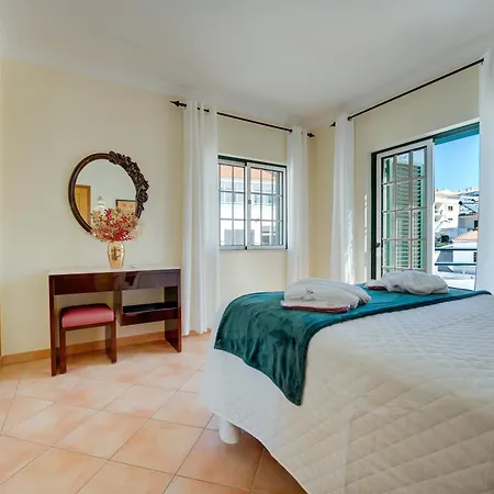 Muthu Clube Da Oura Aparthotel 4*