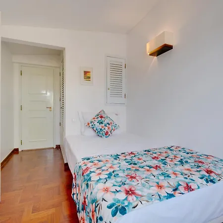 Muthu Clube Da Oura 4*