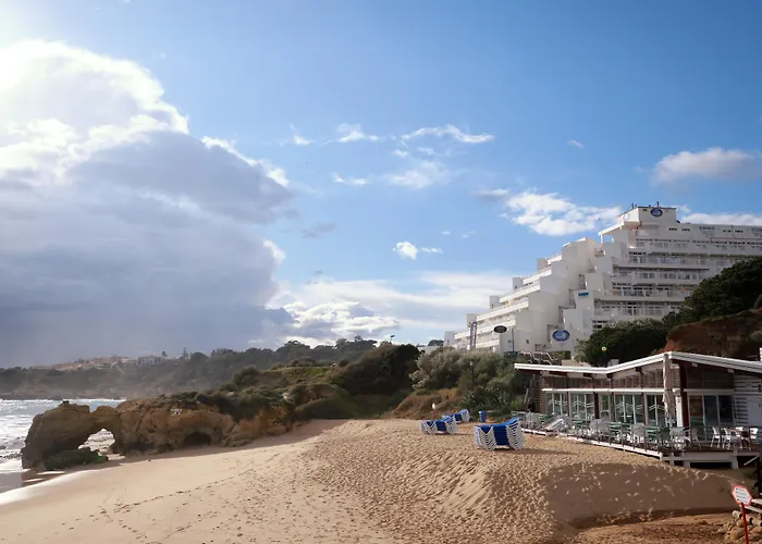 Muthu Clube Da Oura Aparthotel