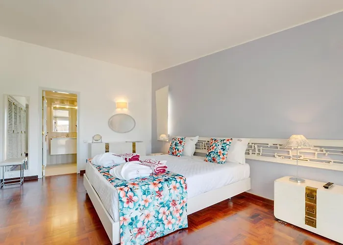 Aparthotel Muthu Clube Da Oura 4*